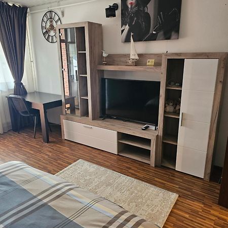 Garsoniera Dary Bloc G2Str Mihai Bravu Turnu Măgurele Eksteriør billede