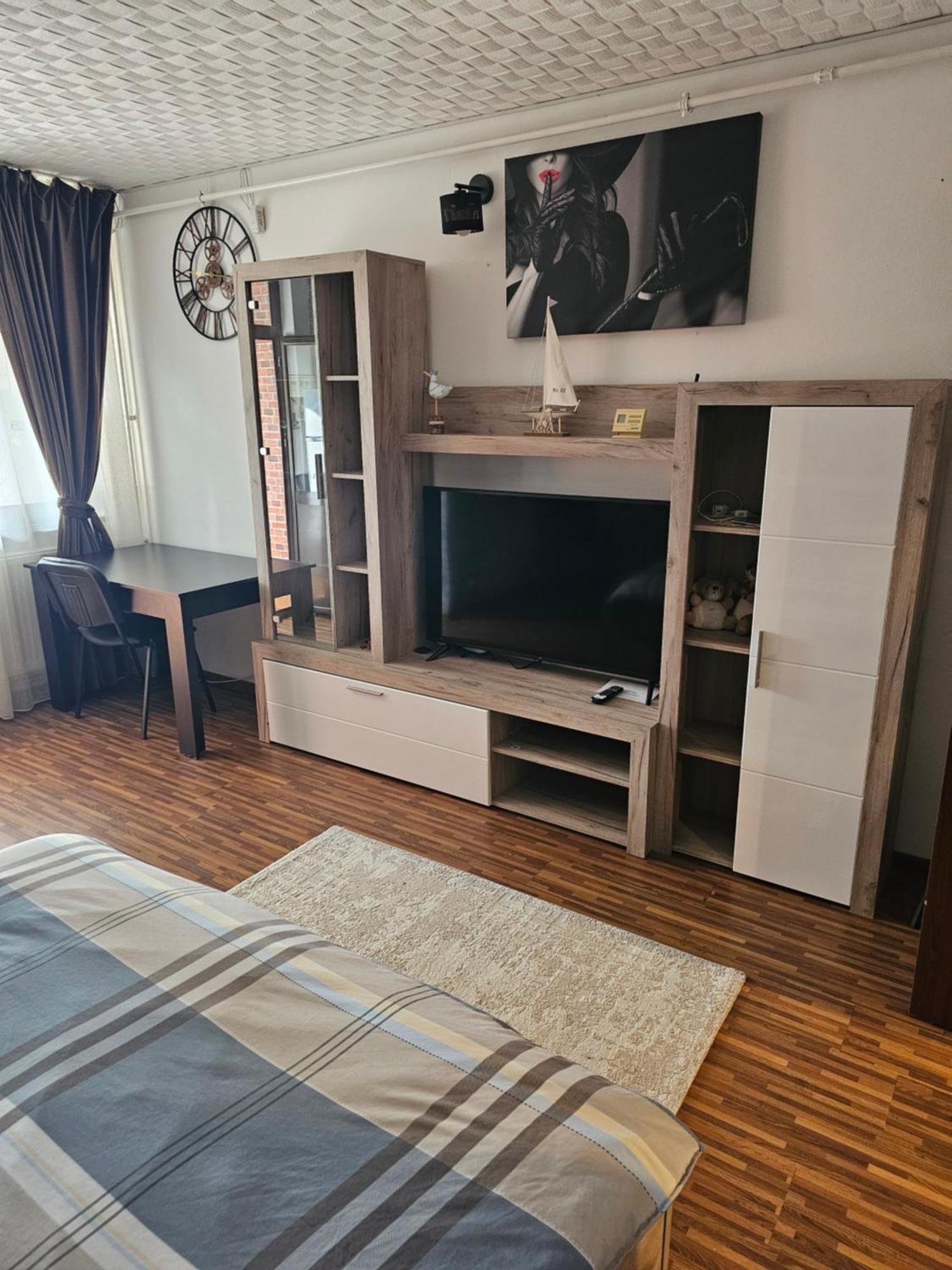 Garsoniera Dary Bloc G2Str Mihai Bravu Turnu Măgurele Eksteriør billede